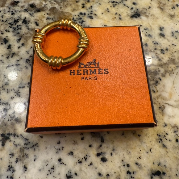 Hermes Bouet Scarf Ring - Picture 2 of 12
